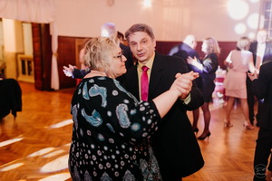 25. �kolsk� reprezenta�n� ples rodi�ov, priate�ov a�absolventov gymn�zia