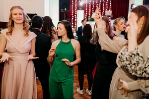 25. �kolsk� reprezenta�n� ples rodi�ov, priate�ov a�absolventov gymn�zia