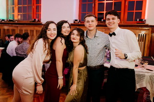 25. �kolsk� reprezenta�n� ples rodi�ov, priate�ov a�absolventov gymn�zia