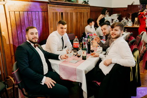 25. �kolsk� reprezenta�n� ples rodi�ov, priate�ov a�absolventov gymn�zia