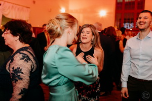 25. �kolsk� reprezenta�n� ples rodi�ov, priate�ov a�absolventov gymn�zia