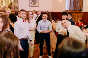 25. �kolsk� reprezenta�n� ples rodi�ov, priate�ov a�absolventov gymn�zia