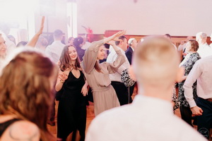 25. �kolsk� reprezenta�n� ples rodi�ov, priate�ov a�absolventov gymn�zia