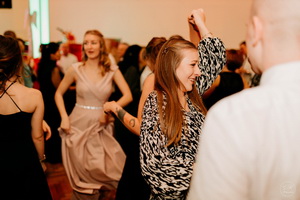 25. �kolsk� reprezenta�n� ples rodi�ov, priate�ov a�absolventov gymn�zia