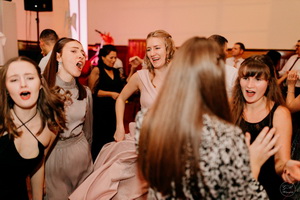 25. �kolsk� reprezenta�n� ples rodi�ov, priate�ov a�absolventov gymn�zia