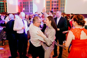 25. �kolsk� reprezenta�n� ples rodi�ov, priate�ov a�absolventov gymn�zia