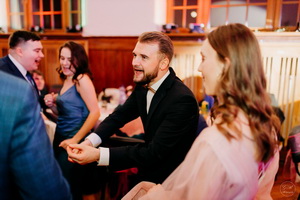 25. �kolsk� reprezenta�n� ples rodi�ov, priate�ov a�absolventov gymn�zia