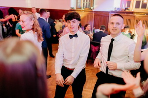 25. �kolsk� reprezenta�n� ples rodi�ov, priate�ov a�absolventov gymn�zia