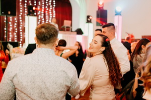 25. �kolsk� reprezenta�n� ples rodi�ov, priate�ov a�absolventov gymn�zia