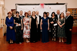 25. �kolsk� reprezenta�n� ples rodi�ov, priate�ov a�absolventov gymn�zia