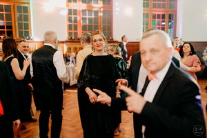 25. �kolsk� reprezenta�n� ples rodi�ov, priate�ov a�absolventov gymn�zia