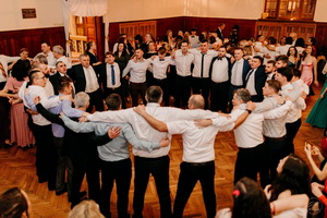 25. �kolsk� reprezenta�n� ples rodi�ov, priate�ov a�absolventov gymn�zia