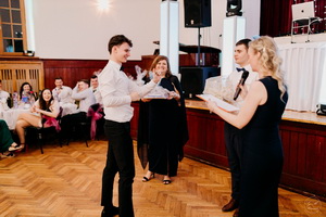 25. �kolsk� reprezenta�n� ples rodi�ov, priate�ov a�absolventov gymn�zia