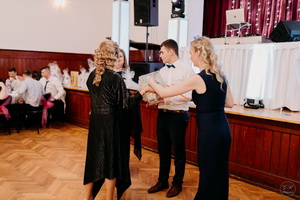 25. �kolsk� reprezenta�n� ples rodi�ov, priate�ov a�absolventov gymn�zia