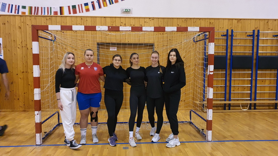 Viano�n� futbalov� turnaj na na�om gymn�ziu