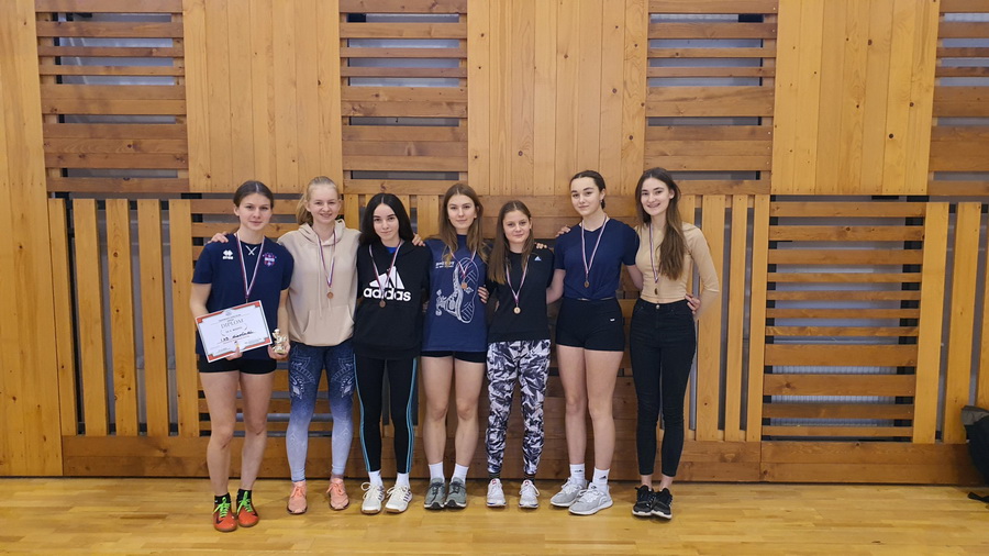 Viano�n� futbalov� turnaj na na�om gymn�ziu