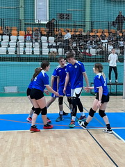 Vo volejbale n�m patr� tretia prie�ka