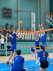 Vo volejbale n�m patr� tretia prie�ka