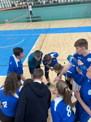 Vo volejbale n�m patr� tretia prie�ka