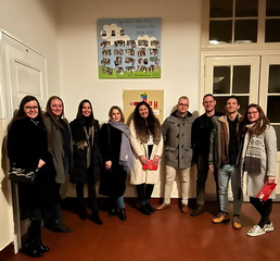 Absolventi osemro�n�ho gymn�zia 2004 - 2012