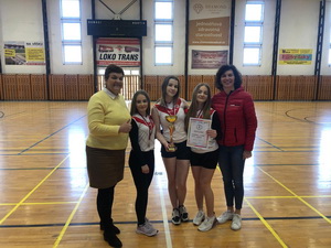 Gymnazistky op� �spe�n� na Majstrovstv�ch kraja v bedmintone S�