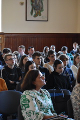 Klopa� na br�nu jazykov sa oplat�