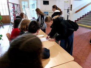 De� otvoren�ch dver�