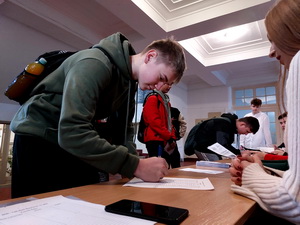 De� otvoren�ch dver�