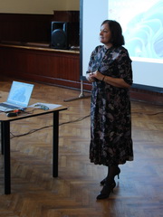 De� otvoren�ch dver�