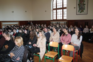 De� otvoren�ch dver�