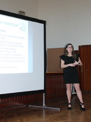 De� otvoren�ch dver�