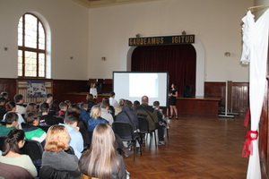 De� otvoren�ch dver�