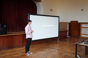 De� otvoren�ch dver�