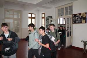 De� otvoren�ch dver�