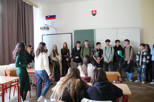 De� otvoren�ch dver�