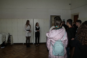 De� otvoren�ch dver�