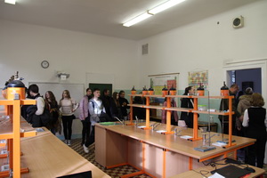 De� otvoren�ch dver�