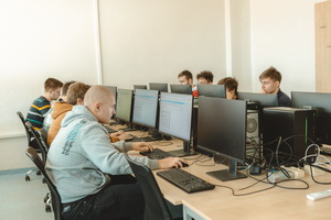 �ampi�n s��a�e IT v Nitre je z Gymn�zia Janka Kr�a!