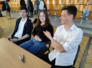 Krajsk� kolo Dejepisnej s��a�e gymn�zi� �R a SR