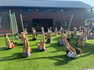 Kurzom pohybov�ch aktiv�t sme zav��ili na�e celoro�n� aktivity z telesnej a �portovej v�chovy