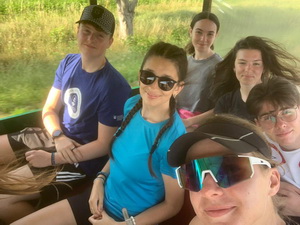 Kurzom pohybov�ch aktiv�t sme zav��ili na�e celoro�n� aktivity z telesnej a �portovej v�chovy