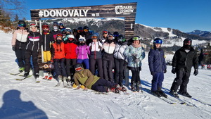 Po�me na ly�e! (Prv�ci na ly�iarskom v�cviku)