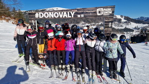 Po�me na ly�e! (Prv�ci na ly�iarskom v�cviku)