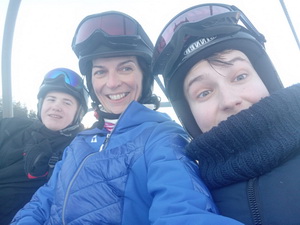 Po�me na ly�e! (Prv�ci na ly�iarskom v�cviku)