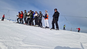 Po�me na ly�e! (Prv�ci na ly�iarskom v�cviku)