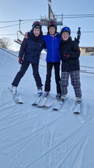 Po�me na ly�e! (Prv�ci na ly�iarskom v�cviku)