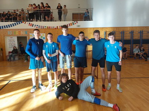 Medzitriedny florbalov� turnaj ku D�u �tudentstva na GJK