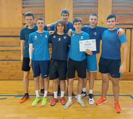 Medzitriedny florbalov� turnaj ku D�u �tudentstva na GJK