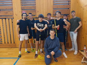 Medzitriedny florbalov� turnaj ku D�u �tudentstva na GJK