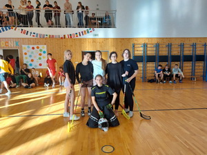 Medzitriedny florbalov� turnaj ku D�u �tudentstva na GJK